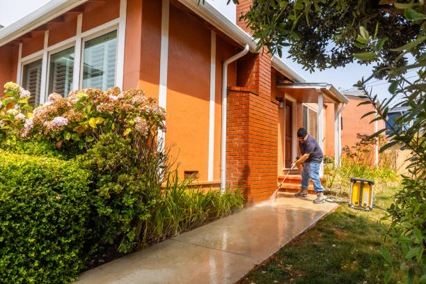 Best Commercial Building Pressure Washing  in Milton, PA